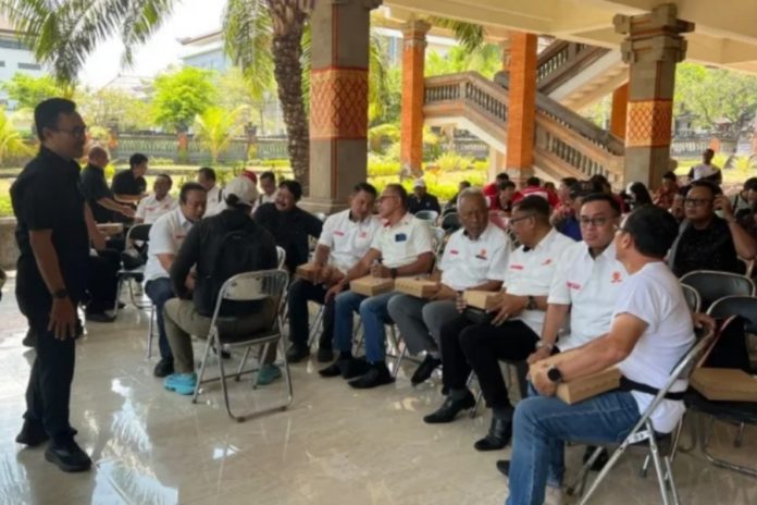 KONI Bali Sisir 54 Venue Porprov 2027, Selancar Ombak Jadi PR Buleleng 1