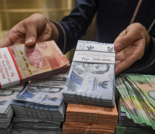 Kurs Rupiah Bergerak Melemah, Investor ‘Wait and See’ Pertemuan FOMC