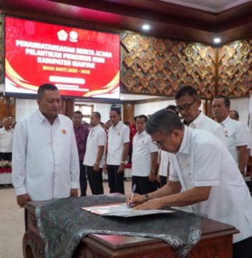 Lantik Pengurus KONI, Bupati Gianyar Tekankan Kesiapan Tuan Rumah Porprov 2029