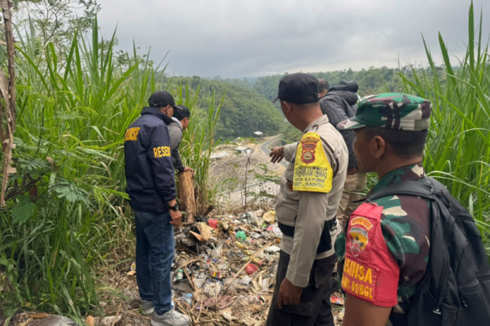 Niat Buang Sampah, Warga Kayubihi Jatuh Ke Jurang Sedalam 100 Meter 1