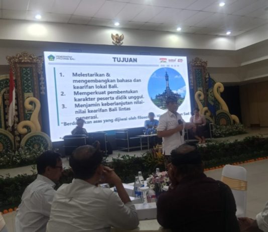 Nilai dan Pengetahuan Masyarakat Adat Didorong Masuk Kurikulum Pendidikan Formal