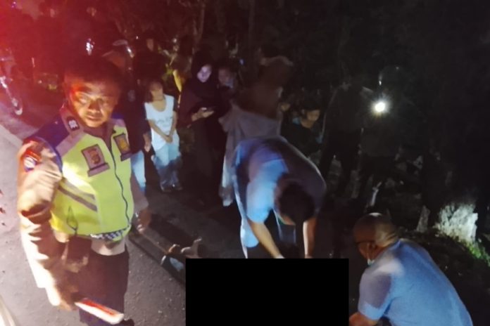Oleng, Pemotor Tewas Usai Tabrak Truk Di Kerambitan 1