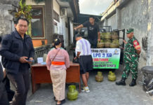 Operasi Pasar LPG 3 Kg, 100 Tabung Disalurkan ke Warga Desa Batuan