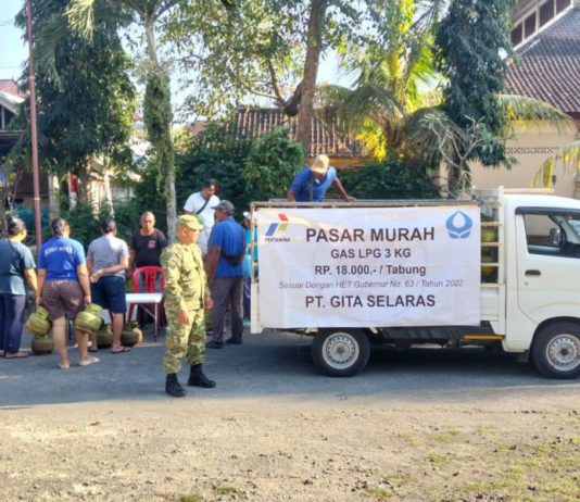 Operasi Pasar LPG 3 Kg di Bedulu Gianyar, 100 Tabung Diserbu Warga