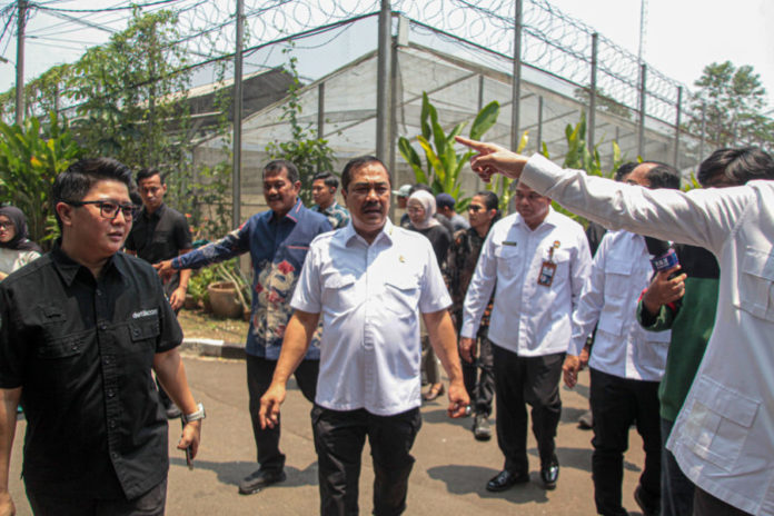 Pascatemuan Hunian Standar Apartemen, Kalapas Cibinong Dinonaktifkan 1