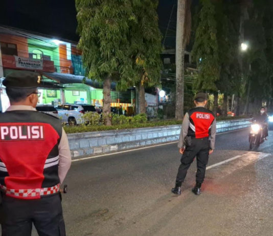 Patroli Malam di Pusat Keramaian, Polres Gianyar Ingatkan Warga Waspadai Aksi Pencurian