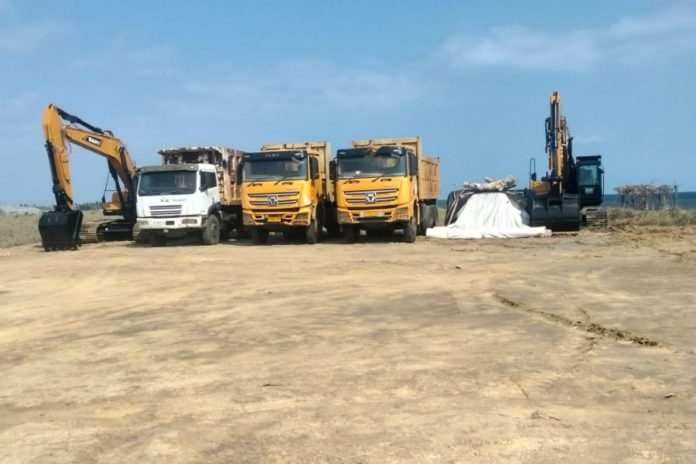 Pembangunan PPN Pengambengan Diawali Pengerukan Sedimentasi Kolam Labuh 1