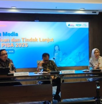 PISA 2025 Catat Kenaikan Skor Literasi dan Sains Siswa Indonesia