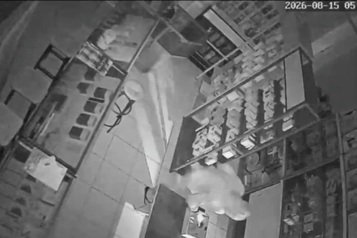 Polisi Bekuk Pelaku Bobol Konter HP 1