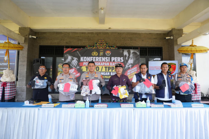 Polres Bangli Bongkar Jual Beli Bayi, Tiga Tersangka Ditahan 1