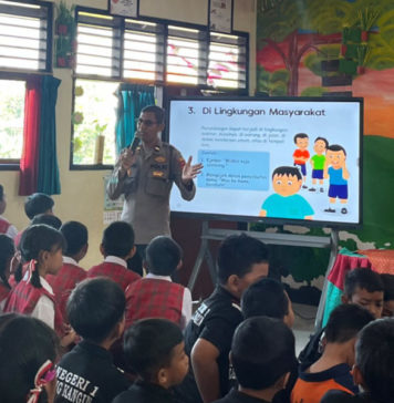 Polsek Tampaksiring Ajak Siswa SDN 1 Pejeng Kangin Cegah Bullying