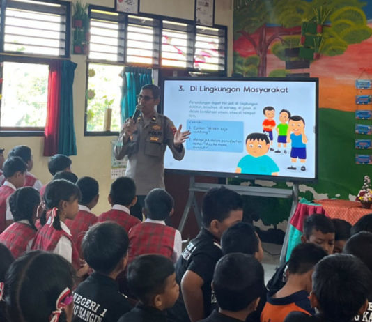 Polsek Tampaksiring Ajak Siswa SDN 1 Pejeng Kangin Cegah Bullying