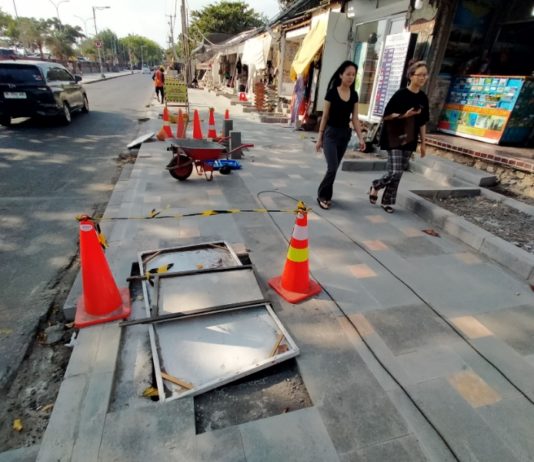 Proyek Pelebaran Trotoar Pantai Kuta, Dilengkapi Taman dan Jaringan Utilitas Bawah Tanah