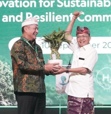 Puncak Penganugerahan ENSIA 2026, Gubernur Koster Tegaskan Pembangunan Bali Harus Harmonis dengan Alam