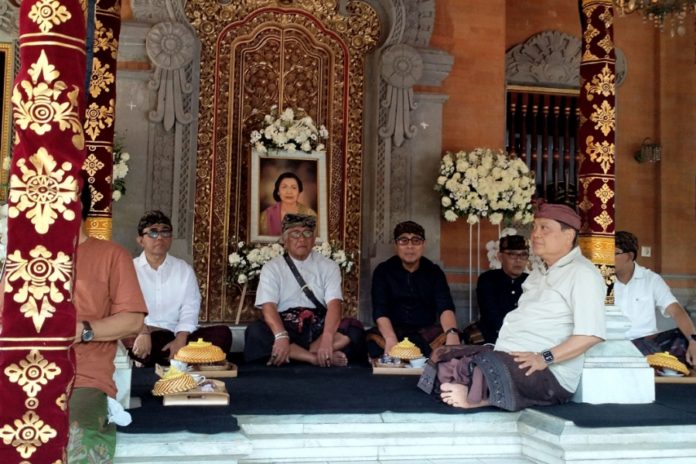 Rai Mantra Kenang Sang Ibu, Guru Pertama SMPN 1 Denpasar Yang Pernah Mendidik Sejumlah Tokoh Bali 1