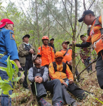 Dua Pendaki Tersesat di Lereng Gunung Agung