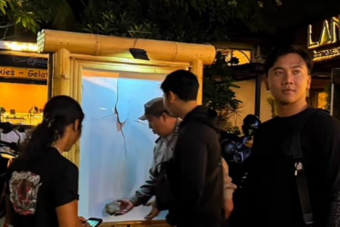 Rusak Papan Nama Pub Di Pecatu, Terduga Pelaku WNA Dilacak Keberadaannya 1