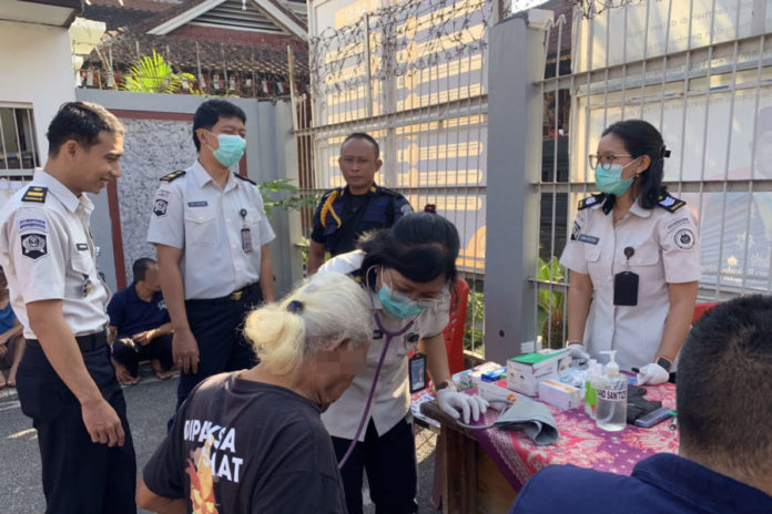 Sambang Sehat Jemput Bola, Kesehatan 46 Warga Binaan Lapas Tabanan Dicek 1
