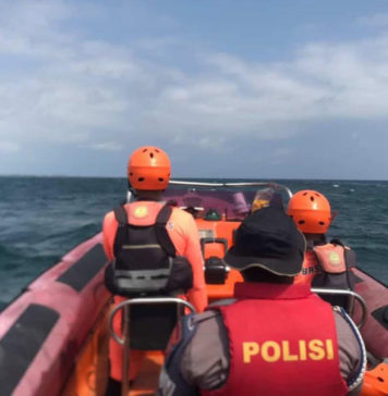 Sampan Hancur Menabrak Kayu di Perairan Pulukan, Pemancing Hilang