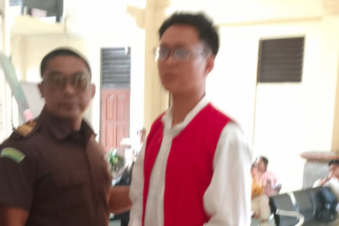 Selundupkan 125 Linting Ganja, WN Cina Dibui 4,5 Tahun 1