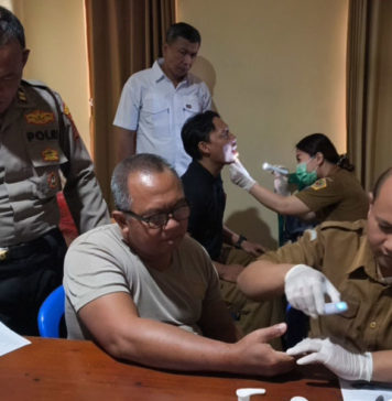 Sinergi Mencegah Obesitas, Polsek dan Puskesmas Blahbatuh Gelar Pemeriksaan Kesehatan Personel