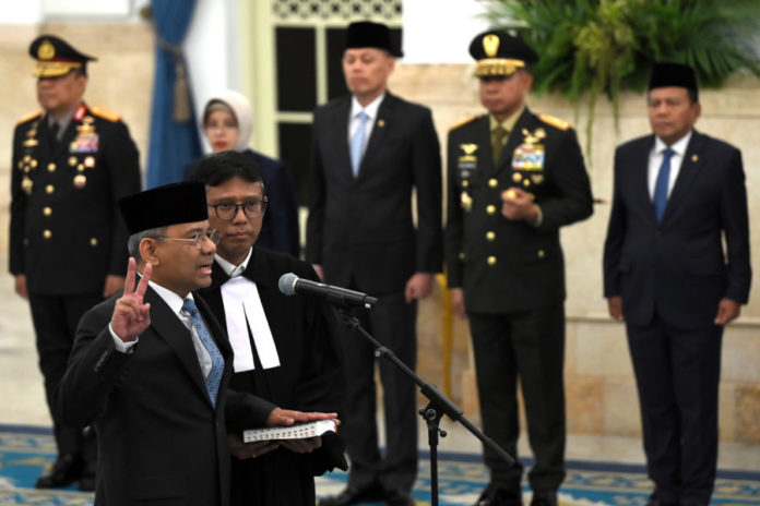 Suahasil Nazara Dilantik Gantikan Purbaya Yudhi Sadewa 1