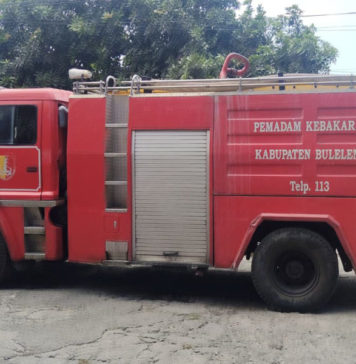 Usai Penanganan Kebakaran, As Truk Damkar Buleleng Patah
