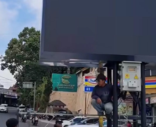 Pemkab Bangli Pastikan Videotron di Penelokan Belum Berizin