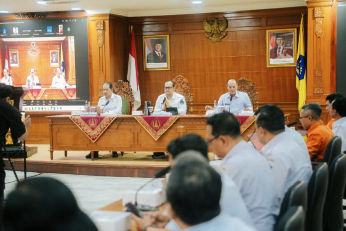 Wabup Pimpin Rakor Penanggulangan Kemiskinan, Pemkab Badung Optimis Capai Target Penurunan Kemiskinan 1