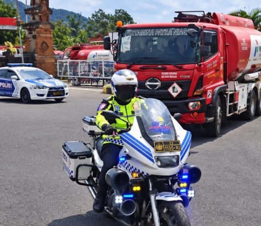 Kawal Truk Tangki Distribusikan BBM, Ditlantas Polda Bali Kerahkan 33 Patwal