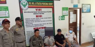 Ancam dan Lempari Anak-anak, ODGJ di Seririt Diamankan Satpol PP