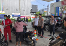 Antisipasi Dampak Antrean BBM, Kapolsek Gianyar Pantau Empat SPBU