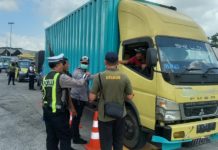 Antisipasi Lakalantas, Polres Badung Inspeksi Kendaraan Barang