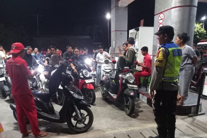 Antrean BBM Di Jembrana Mengular Sejak Dini Hari 1