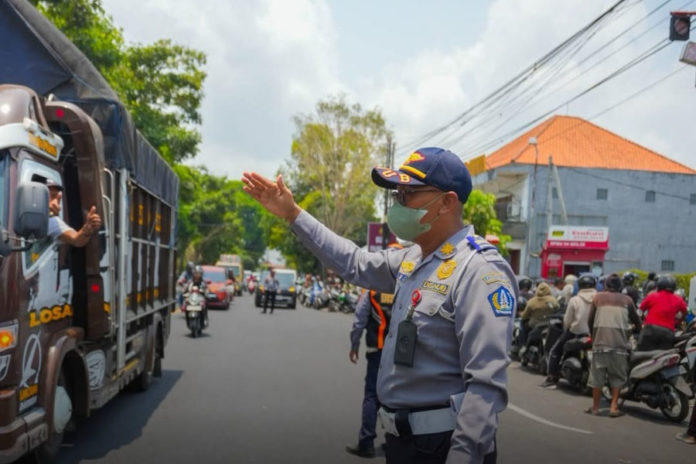 Antrean SPBU Mengular, Dishub Badung Atur Arus Lalin Dan Siapkan Rekayasa 1