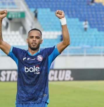 Arema Tumbangkan Dewa United, Careca Cetak Brace