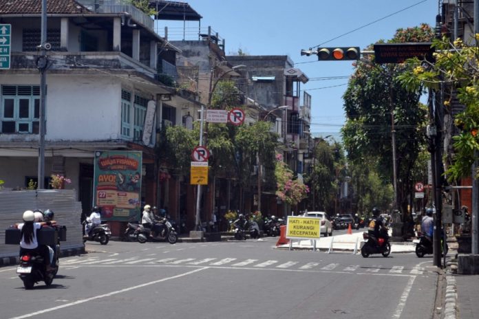 Atasi Macet Kawasan Heritage, Bus Dan Truk Akan Dibatasi Masuk Jalan Gajah Mada 1