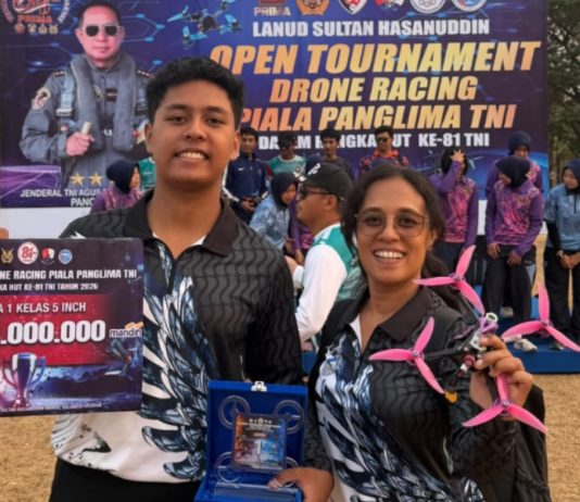 Atlet Drone Racing Buleleng Putu Valiant Raih Emas di Panglima TNI Cup 2026