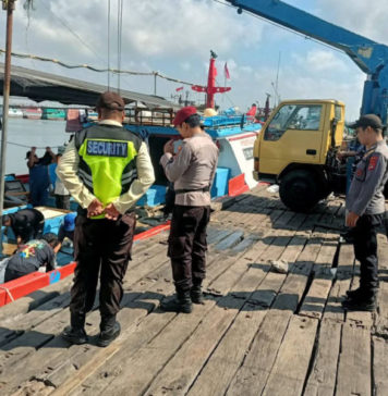 Cegah Penyelundupan Barang Terlarang, Polsek Benoa Rutin Periksa Kapal yang Bersandar