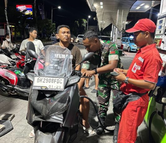Darurat BBM di Bali, Kodam IX/Udayana Kerahkan 100 Personel Jadi Operator SPBU