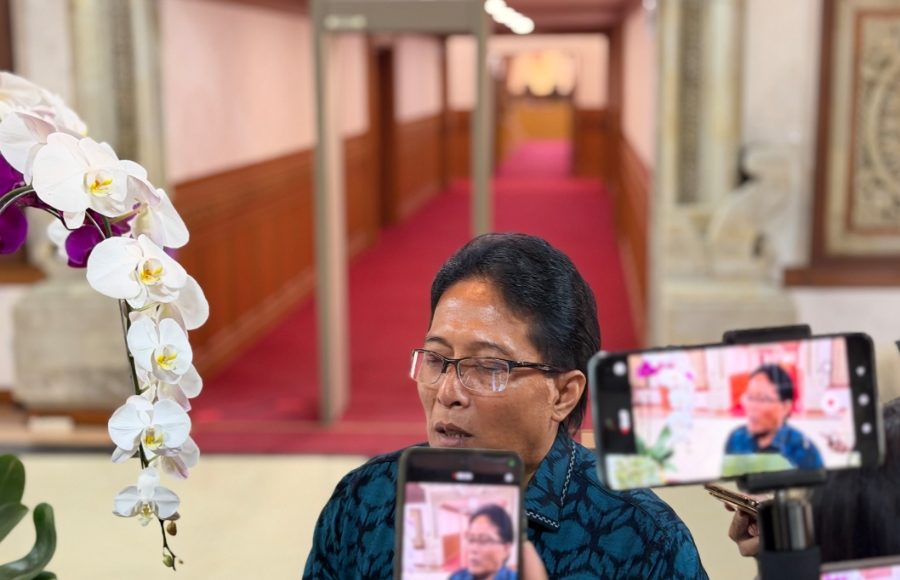 Disoroti Tidak Muncul saat BBM Langka, Wagub Giri Prasta Buka Suara