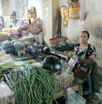 Ditaruh di Meja, Tas Berisi Uang Jutaan Rupiah Milik Pedagang di Pasar Amlapura Timur Raib