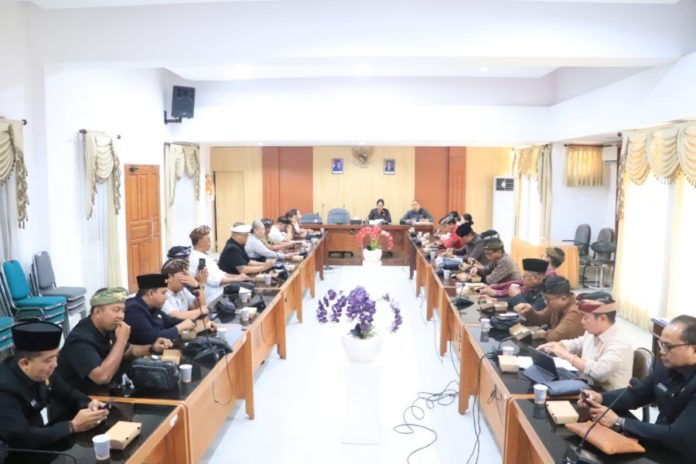 DPRD Jembrana Dorong Eksekutif Usulkan Tanah Gilimanuk Untuk Masyarakat 1