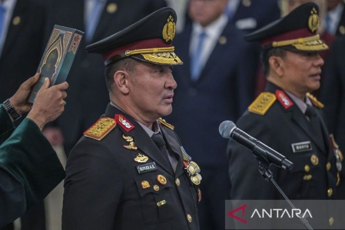 Dua Hari Dilantik, Kapolri Ganti Kabareskrim Hingg Kepala Densus 88 1
