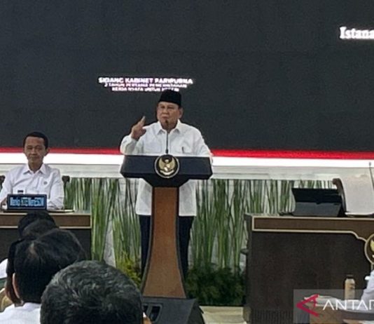 Gelar Sidang Paripurna, Prabowo Apresiasi Kinerja Kabinet Merah Putih