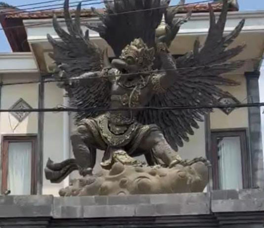 Geliatkan Pariwisata, Desa Kedisan Tampilkan Ikon Patung Garuda dan Taman Baca