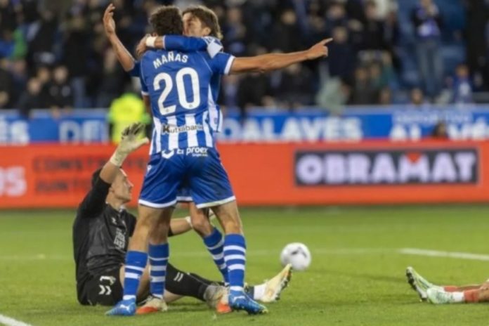 Gol Menit Akhir Aitor Manas Gagalkan Kemenangan Malaga Atas Alaves 1
