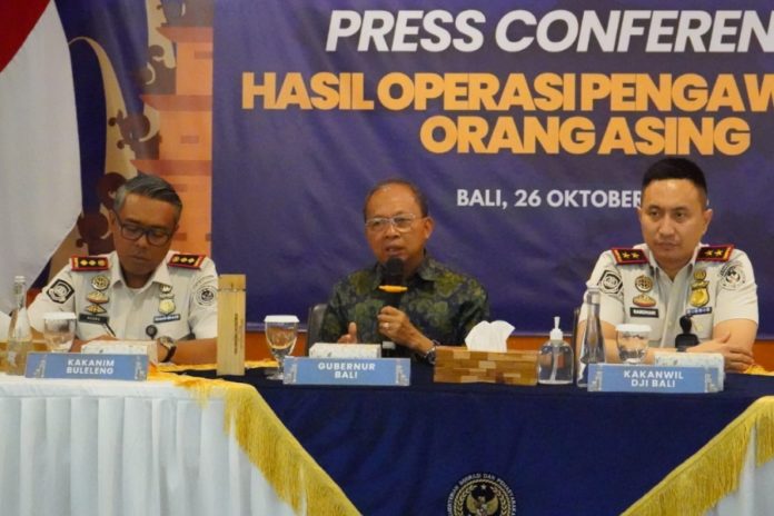 Gubernur Koster Dukung Penindakan WNA Bermasalah, Tegaskan Pariwisata Bali Harus Tetap Bermartabat 1