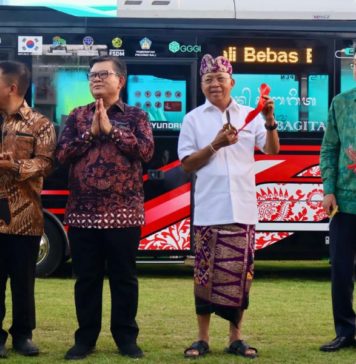 Gubernur Koster Luncurkan Bus Listrik Trans Sarbagita dan Charging Station Hibah Proyek Bali E-Mobility