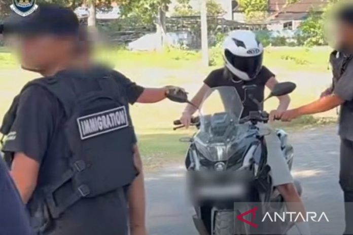 Imigrasi Denpasar Buru 2 WNA Diduga Jadi Pelatih Kursus Motor 1